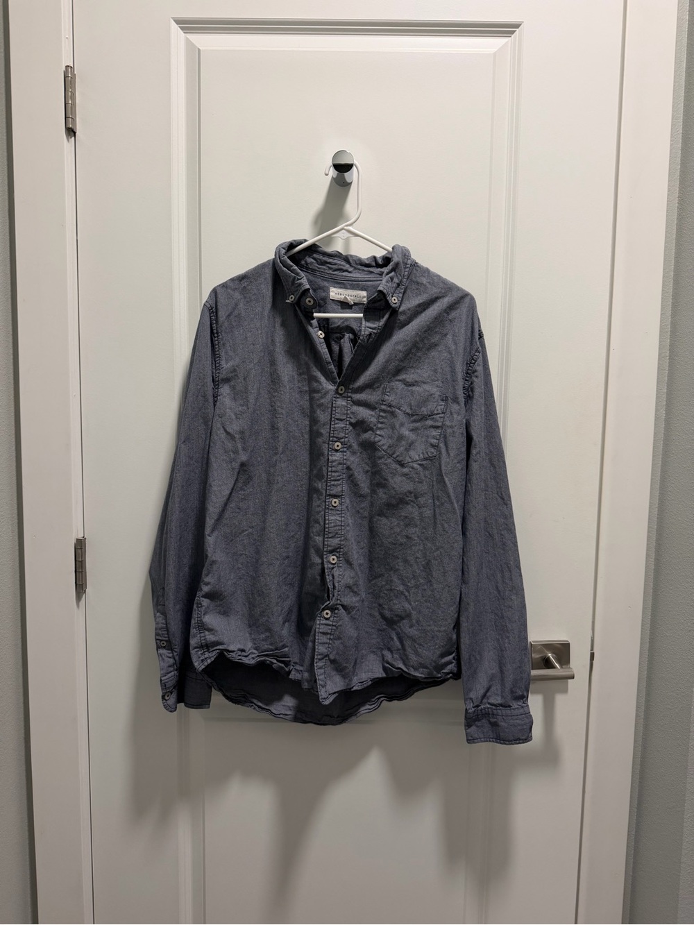Aeropostale Casual Button-Down Shirt in Heather Navy